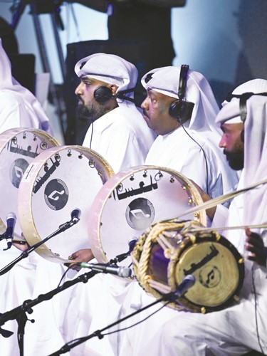 جانب من الفرقة الموسيقية