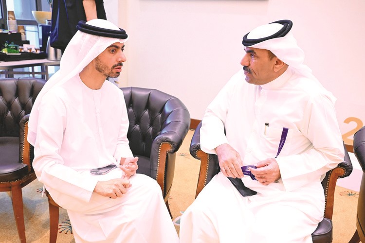 المشرف الإداري للبرنامج عبدالله المصعبي متحدثا عن جولة الكويت مع الزميل مفرح الشمري