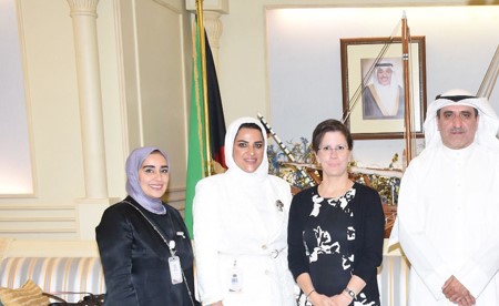 الجهاز المركزي: ضمان حقوق المقيمات بصورة غير قانونية