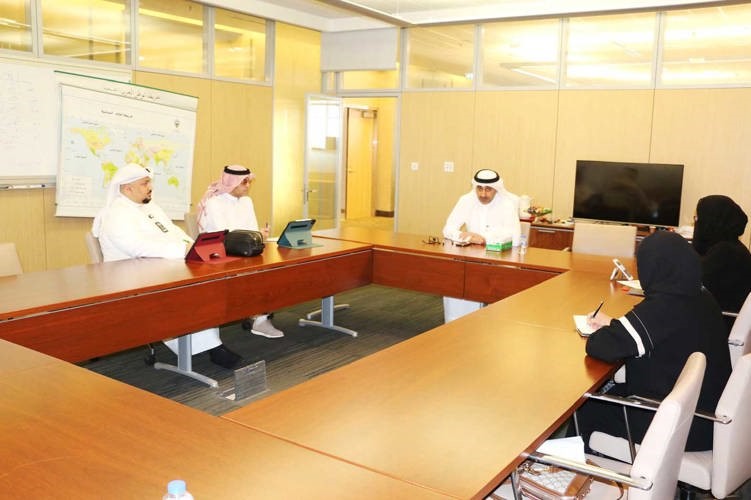 إطلاق حزمة من الدورات التدريبية للتعريف عن المناهج الدراسية