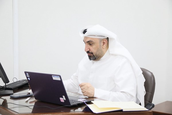 «التربية» تواصل تدشين الدورات التدريبية للمناهج الجديدة للموجهين والمعلمين تزامناً مع بداية العام الدراسي الجديد