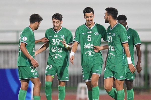 فرحة عرباوية تكررت مرتين
