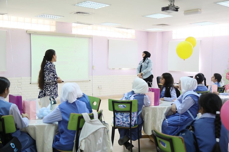 انتظام الدراسة في جميع المدارس