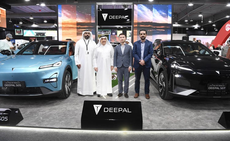 «القرين» تكشف عن أحدث طرازاتها الكهربائية والذكية في الكويت