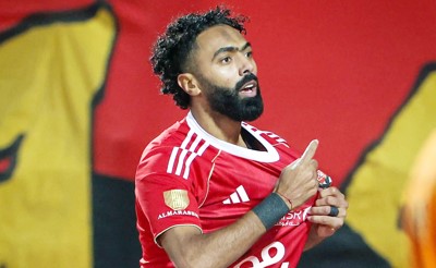 الشحات يقود الأهلي لوقف انطلاقة الزمالك