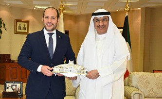 محافظ الجهراء بحث مع سفير السلفادور سبل تعزيز التعاون المشترك