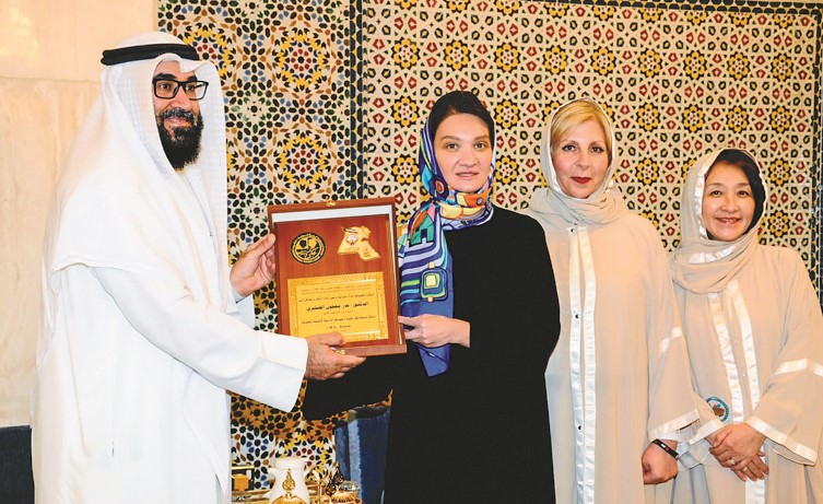 مجموعة المرأة الدولية زارت المسجد الكبير