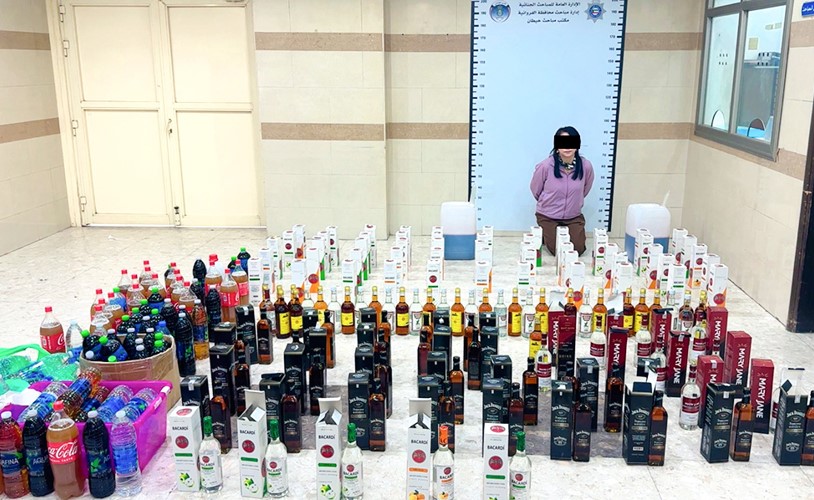 إحالة وافدة إلى النيابة للاتجار وتصنيع الخمور.. وإبعاد مروّج آخر