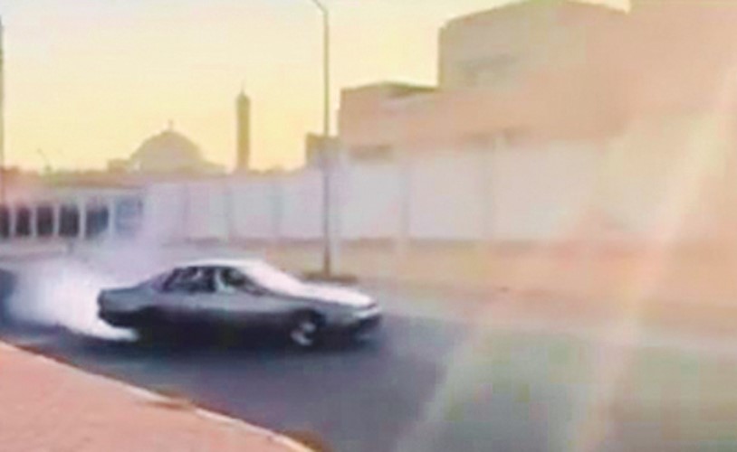 بالفيديو.. مباحث «المرور» تُلاحق المستهترين وتُحرر 214 مخالفة وتحجز 22 مخالفاً
