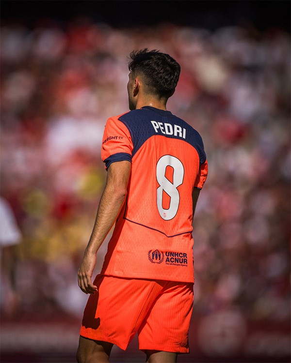 "البرشلونيون ناموا بلا عشاء"