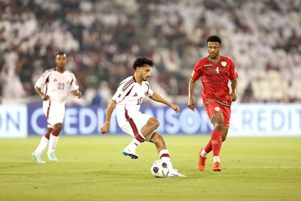 التعادل السلبي يحسم قمة "العنابي القطري" و"الأحمر العماني" في الملحق الآسيوي لتصفيات كأس العالم 2026