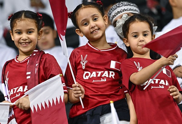"العنابي" القطري إلى مونديال 2026.. و"الأبيض" الإماراتي في "الملحق الآسيوي"