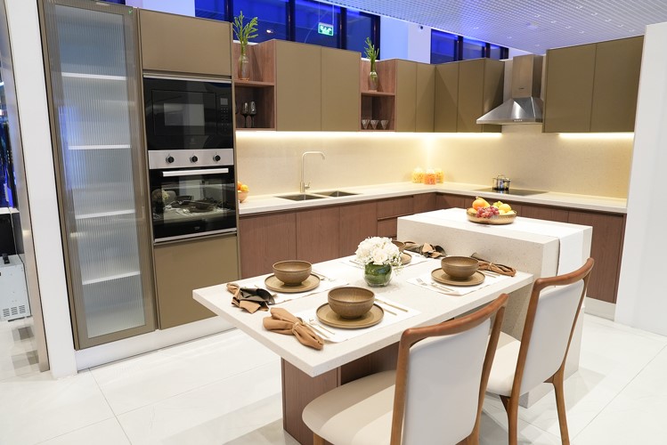  الغانم الهندسية تفتتح أول صالة عرض رئيسية في الكويت