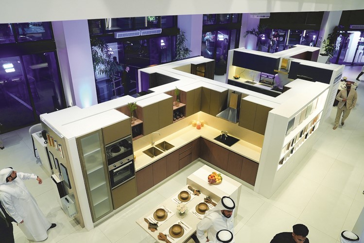  الغانم الهندسية تفتتح أول صالة عرض رئيسية في الكويت