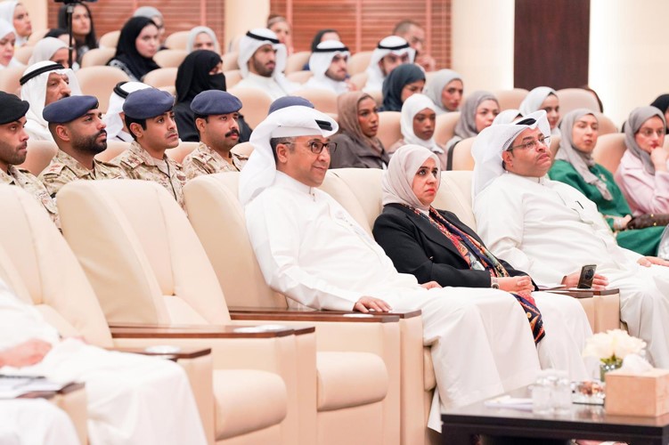 وزارة الدفاع نظمت محاضرة «الابتكار والاستدامة وبناء القدرات الوطنية من منظور عالمي»