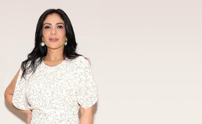 منى زكي.. ونشاط فني