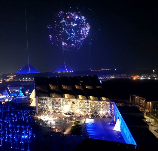 بالفيديو.. ظهور للفنانة شريهان وألعاب نارية مبهرة.. ولوحات فنية في افتتاح المتحف المصري الكبير