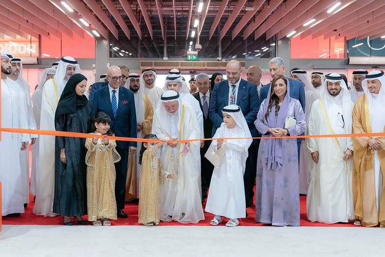 صاحب السمو الشيخ د.سلطان بن محمد القاسمي عضو المجلس الأعلى حاكم الشارقة يفتتح معرض الكتاب بدورته 44