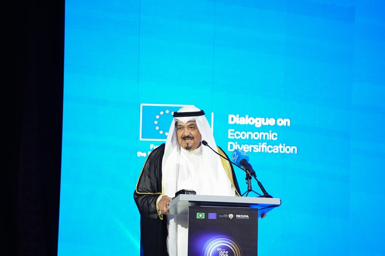 رئيس مجلس الوزراء سمو الشيخ أحمد العبدالله