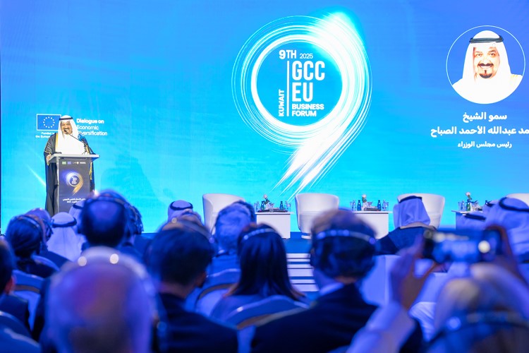 رئيس مجلس الوزراء سمو الشيخ أحمد العبدالله متحدثا خلال افتتاح منتدى الأعمال الخليجيالأوروبي التاسع