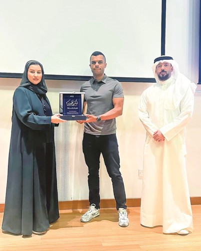 كلية العلوم الحياتية تنظم محاضرة توعوية حول التغذية والرياضة