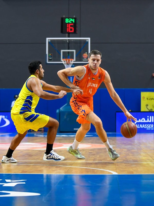 كاظمة يدك سلة الساحل بفارق 70 نقطة!