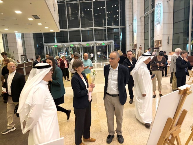 معرض «طبقات الزمن» يستعرض الأبحاث الأثرية الكويتية- الپولندية شمال الكويت وفي جزيرة فيلكا