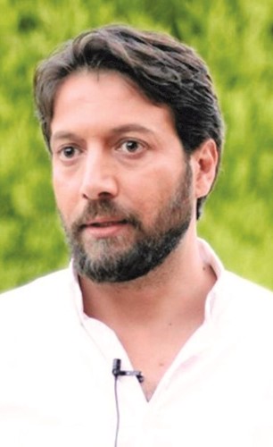 محمد الأحمد ينسحب من مسلسل «كذبة سودا»