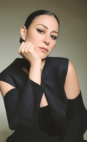 منة شلبي وإياد نصار.. «الحب والحرب»!