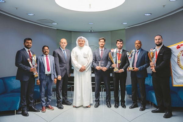 مجموعة شاحنات إيسوزو الاعتمادية