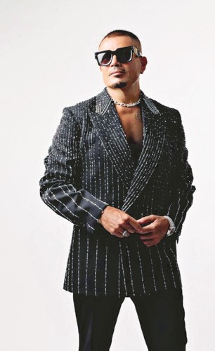 حقيقة عودة عمرو دياب للتمثيل