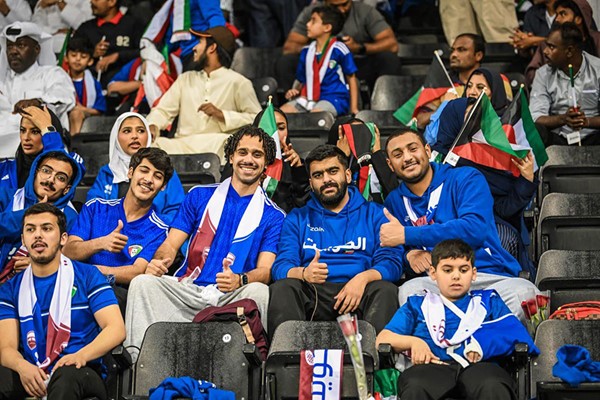 جماهير «الأزرق».. ملحمة كويتية