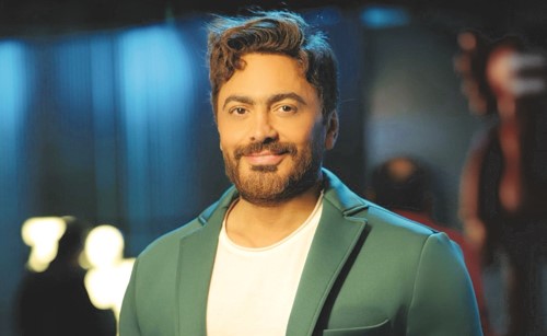 تامر حسني ينقذ أسماء جلال في أول تعاون بينهما!