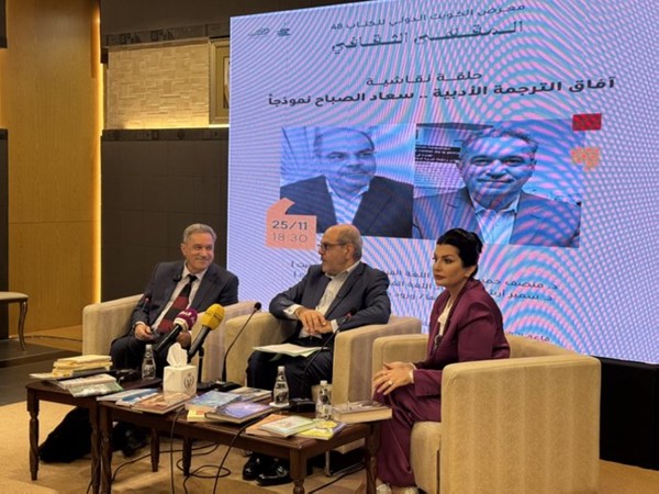 المتحدثون في الحلقة نقاشية حول الترجمة الأدبية وأشعار د.سعاد الصباح