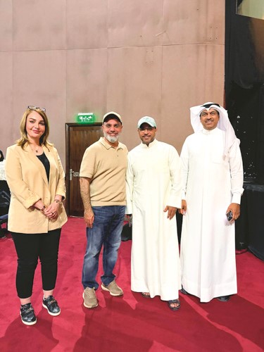  بيت وبحر .. حكاية وطن كتب تاريخه بالكلمة والموج