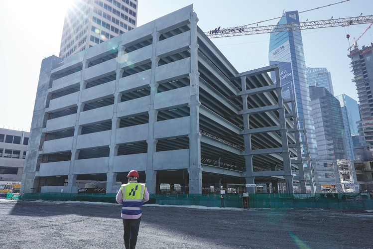  الوطني ينظم زيارة ميدانية لمشروع تطوير منطقة شرق