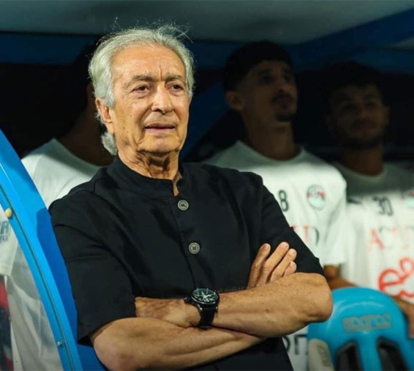 مدرب منتخب مصر حلمي طولان