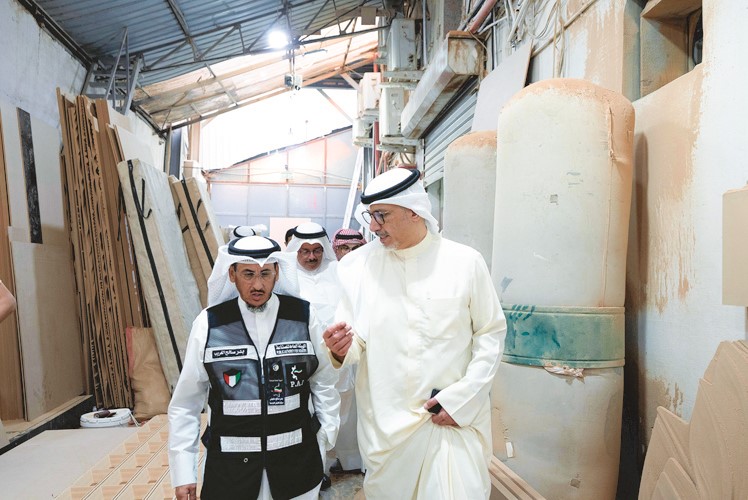 بالفيديو.. العجيل: عهد الفوضى بـ الصناعة انتهى.. ولن نتردد في ردع أي مخالف