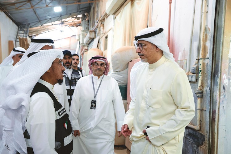 بالفيديو.. العجيل: عهد الفوضى بـ الصناعة انتهى.. ولن نتردد في ردع أي مخالف