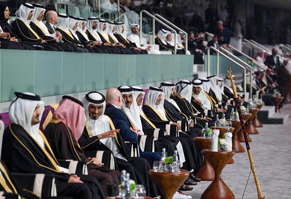 أمير قطر يفتتح كأس العرب الـ 11