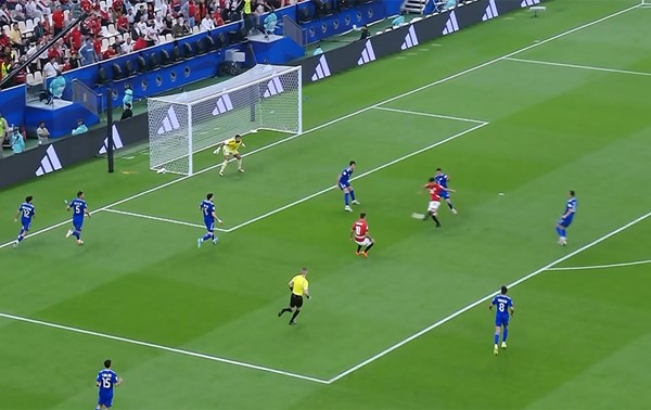 «الأزرق» ومنتخب مصر «حبايب» في كأس العرب
