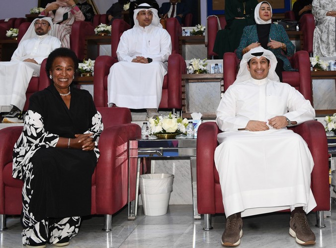 بالفيديو.. المطيري يفتتح البطولة الأولى لأندية غرب آسيا لـ طائرة السيدات 