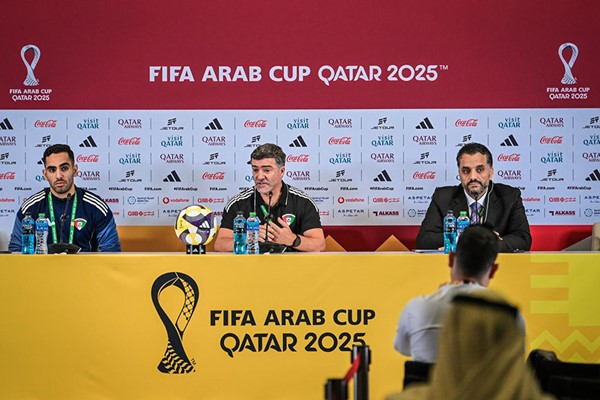 مدرب منتخبنا الوطني هيليو سوزا: أشعر بالفخر بالدعم.. مباراة الأردن صعبة