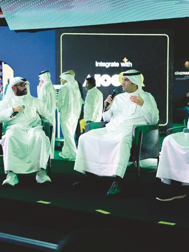  الوطني و وياي يواصلان تعزيز الابتكار والتحول الرقمي