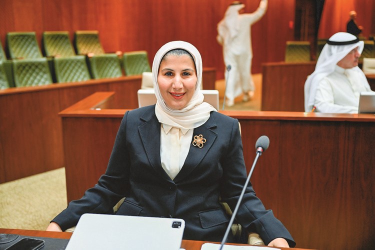 م.علياء الفارسي