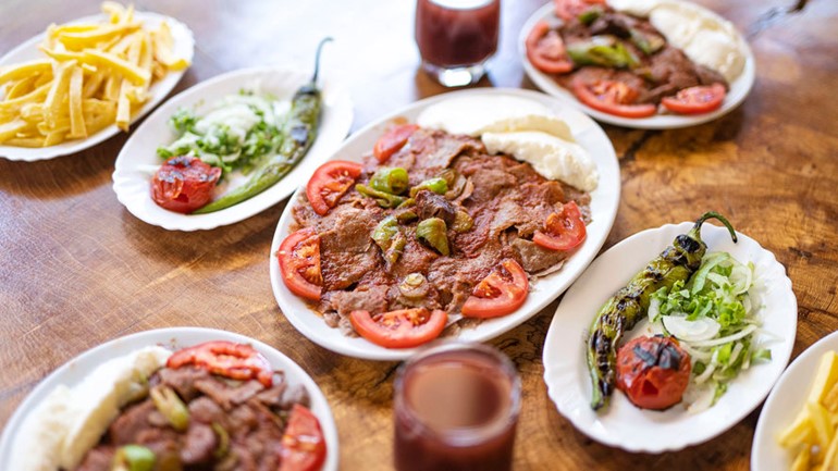 مدينة بورصة التركية.. ترسخ ريادتها عالميا بالسياحة الصحية