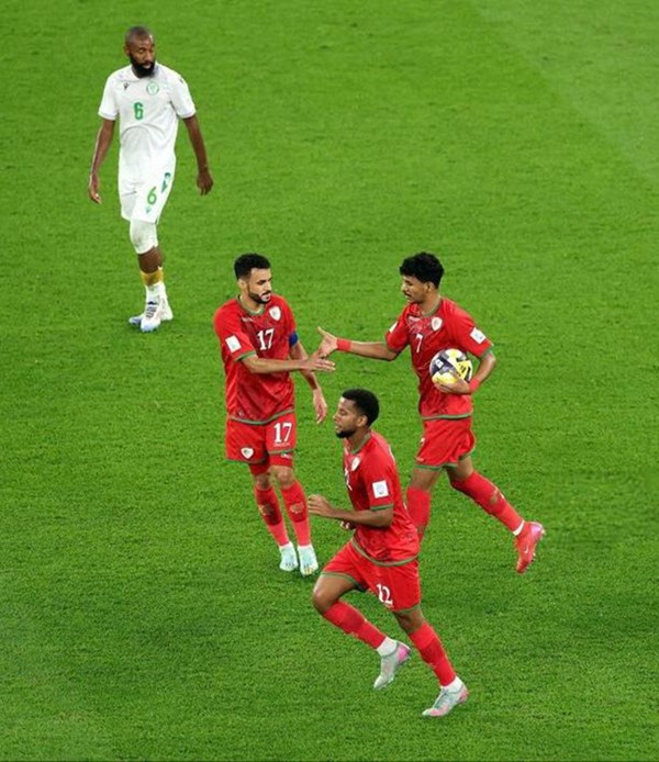 المغرب يفوز على السعودية ويتأهلان معاً إلى ربع نهائي كأس العرب