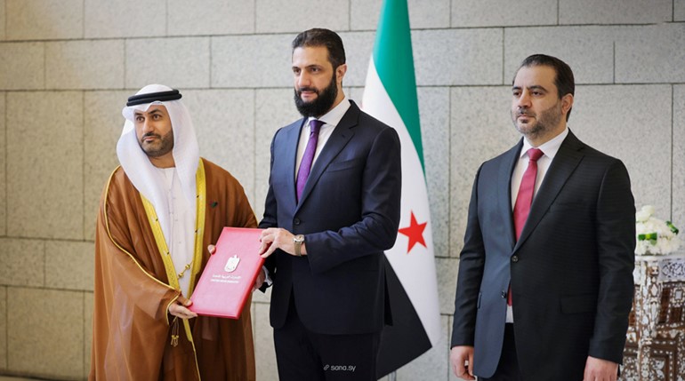 الشرع يتسلم أوراق اعتماد سفراء قطر والإمارات ولبنان لدى سورية