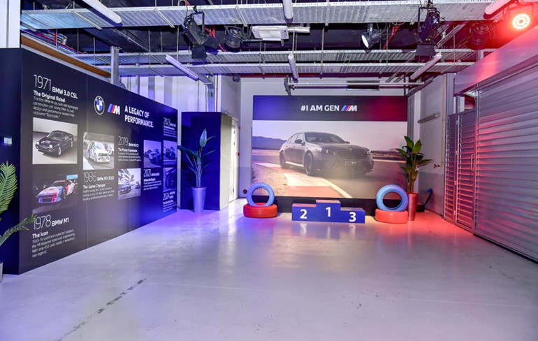  علي الغانم وأولاده للسيارات تنظم تجربة قيادة BMW M على حلبة KMT 