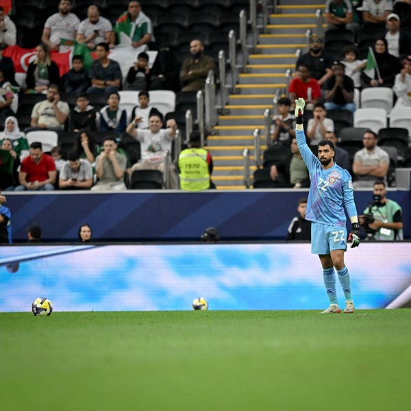 بالترجيحية.. "الإماراتي" يسقط الجزائر حامل لقب كأس العرب